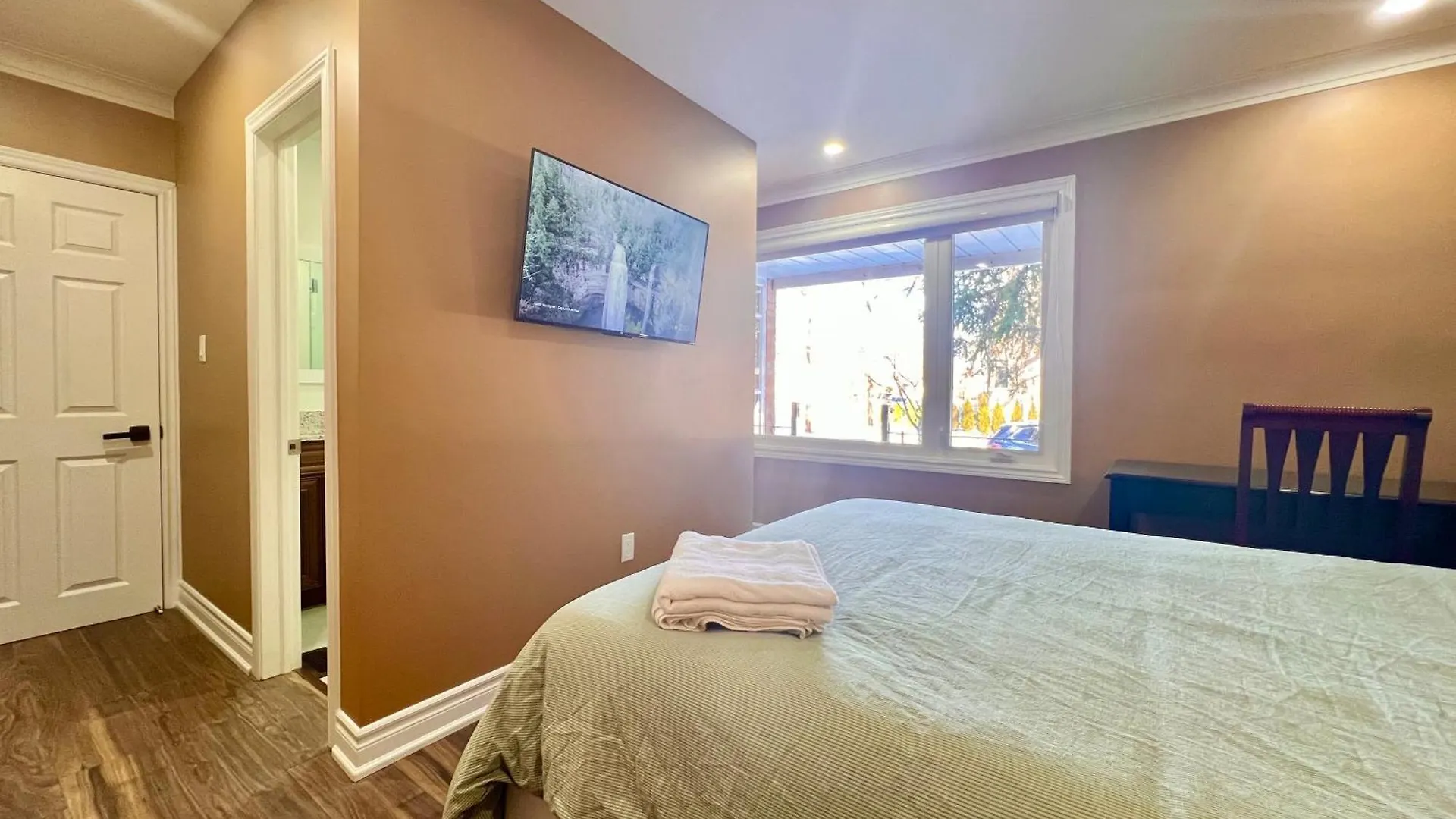 Upgraded Rooms With Bath 7-Min To Subway Near Downsview Rogers Stadium Toronto 0*,